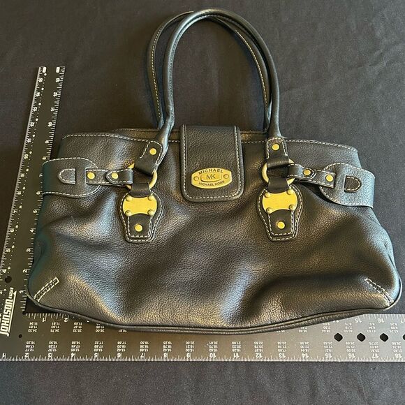 Michael Kors Black Leather Handbag Absolutely Stunning! great condition - Picture 8 of 12